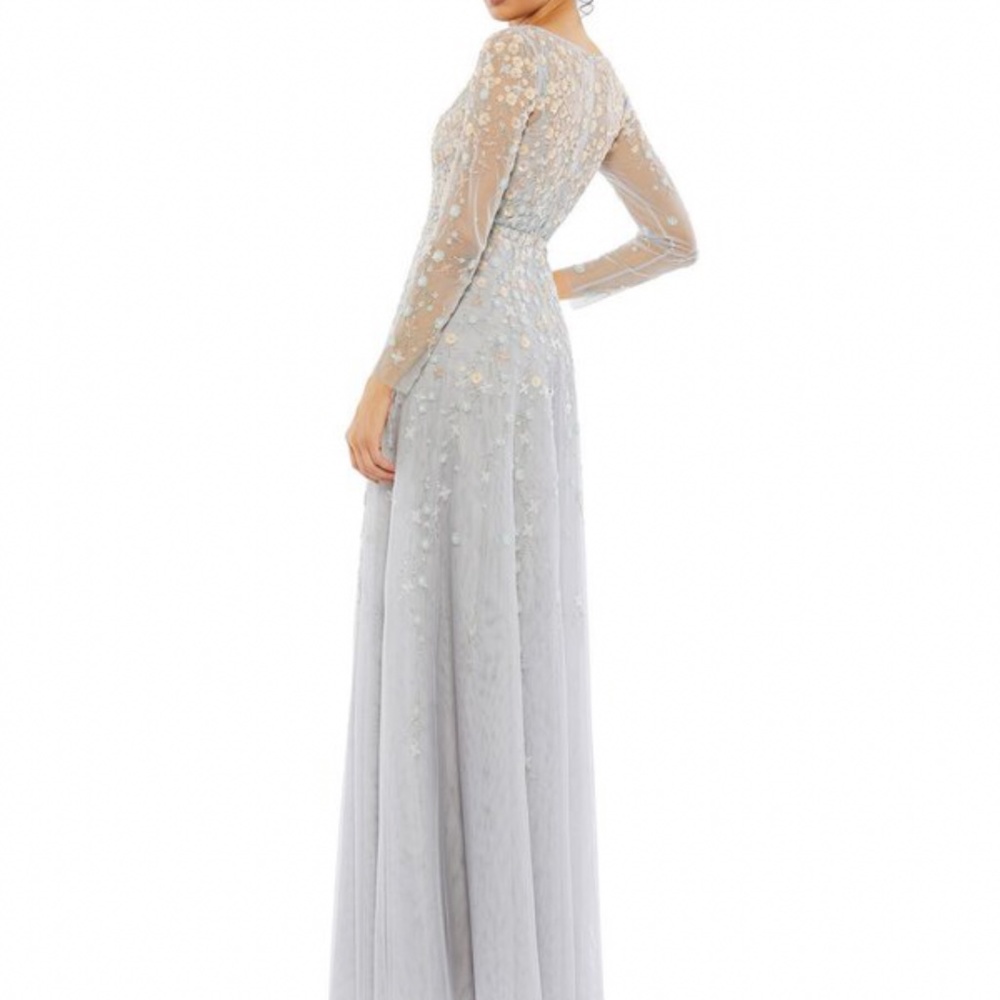 ‼️SOLD‼️ FLORAL APPLIQUÉ LONG SLEEVE SURPLICE GOWN - Picture 2 of 3